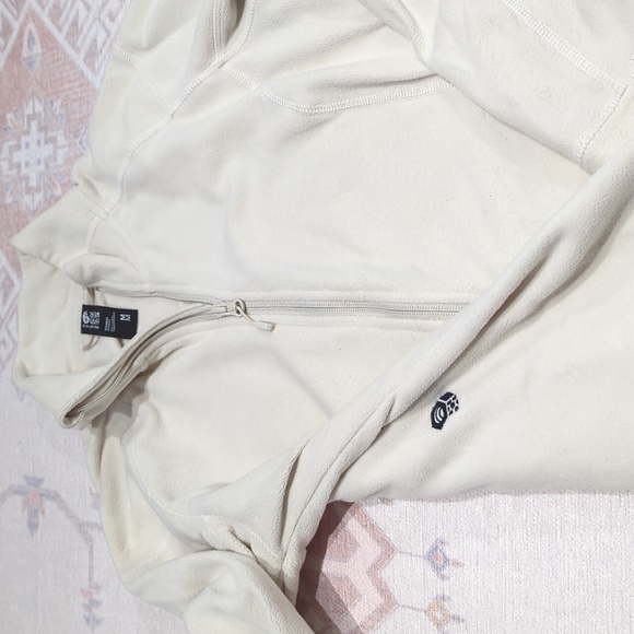 Mountain Hardware MicroChill - Picture 2 of 6